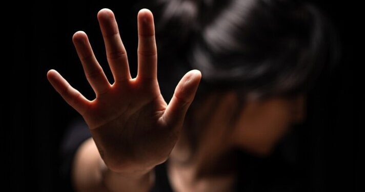 “Não se arrependa de nada” – a violência contra a mulher como violência política