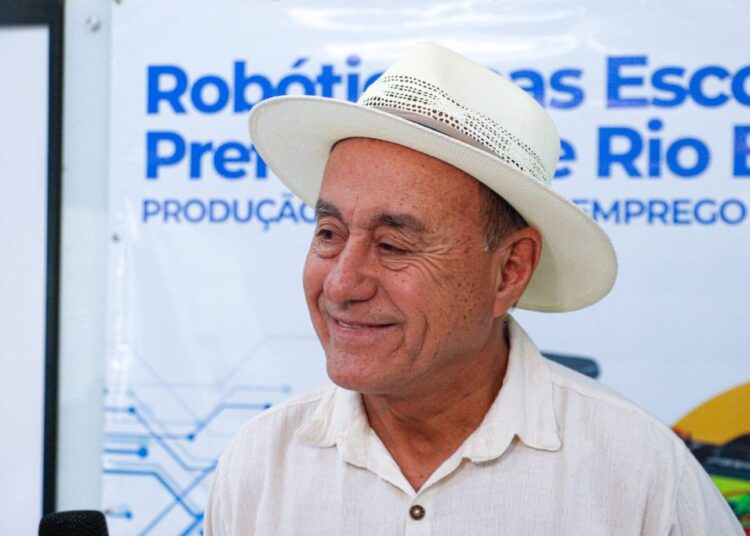 “Acre tem mais Bolsa Família do que carteira assinada”, diz Bocalom ao criticar cenário do Acre