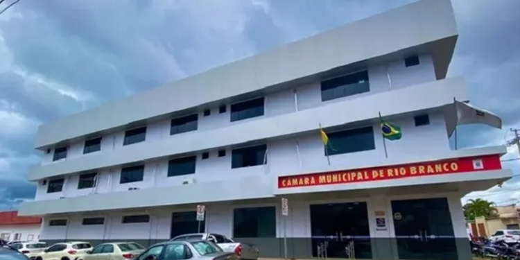 Emendas parlamentares: vereadores de Rio Branco ignoram áreas críticas como saúde, transporte e infraestrutura