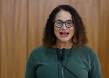 Ministra da Ciência e Tecnologia cumpre agenda no Acre para ampliar acesso a recursos de inovação