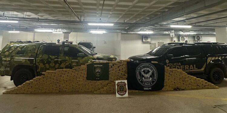 Operação contra o tráfico apreende mais de 630 kg de maconha e prende dois no Acre