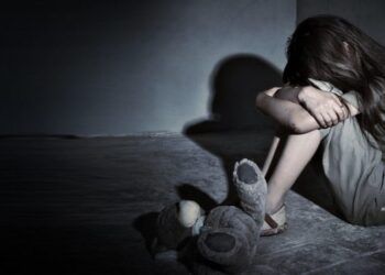 “Mandado de prisão está em aberto” diz delegada sobre pai acusado de estuprar filha de 15 anos em Rio Branco