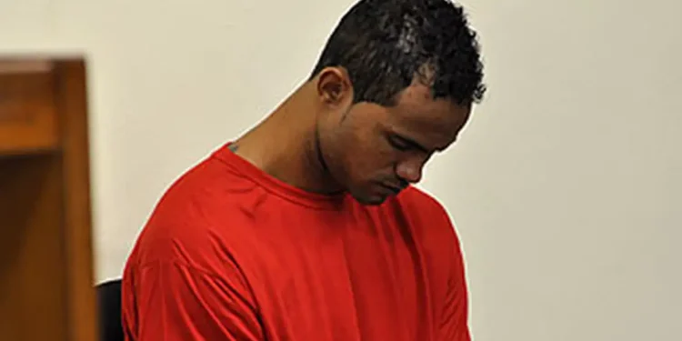 Justiça manda prender goleiro Bruno após ele descumprir condicional