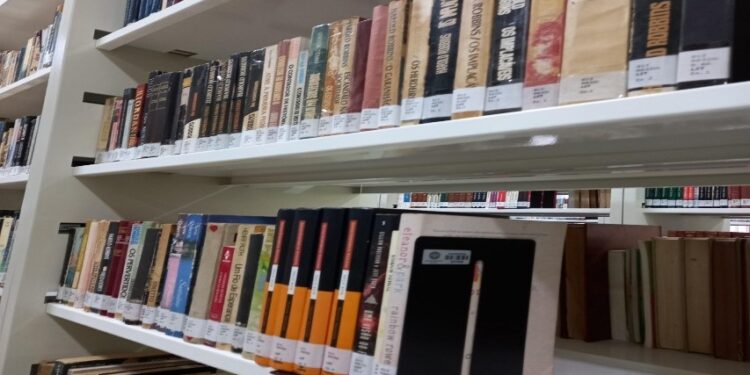 O Livro como Objeto Cultural: uma perspectiva museológica