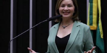 “Tragédia é não ter tempo pra viver”, diz deputada Socorro Neri (PP) sobre escala 6×1