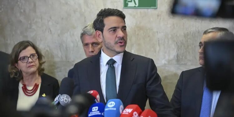 “Não é simples, mas Senado é soberano”, diz Messias após rejeição