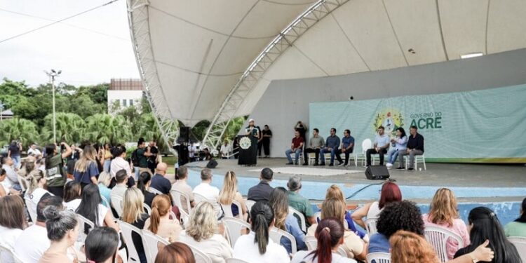 Governadora Mailza assina ordem de serviço para revitalização do Parque da Maternidade