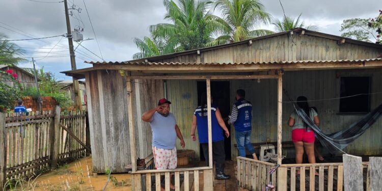Prefeitura remove mais de 5 toneladas de lixo na Baixada após novas chuvas