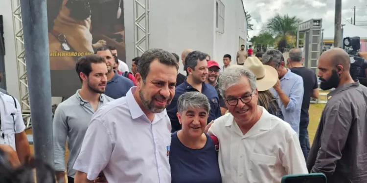 “Jorge representa o retorno do prestígio do Acre em Brasília”, diz Boulos em agenda no estado