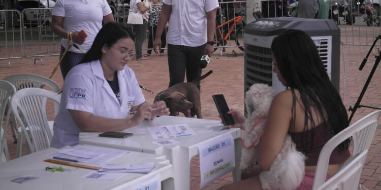 “É um serviço muito importante”, diz tutora durante ação do ‘Governo do Brasil na Rua’ em Rio Branco