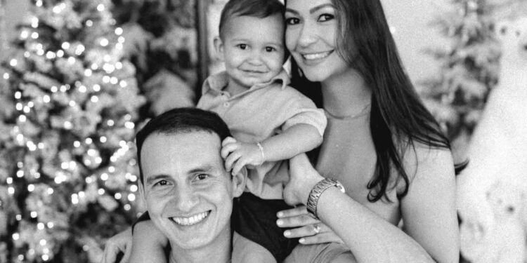 “Me cuida daí que eu te guardo daqui”, escreve esposa após morte de bombeiro em missão