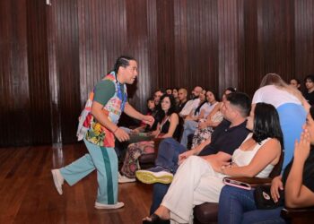 Cine Teatro Recreio é palco de apresentações no encerramento do projeto “Fortalecendo Rio Branco”