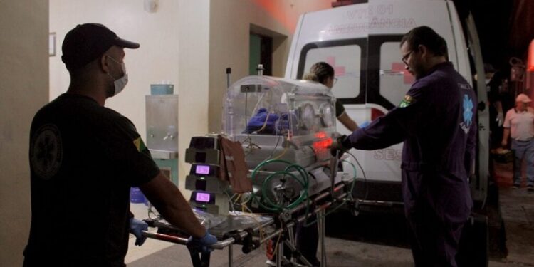Acre garante transferência de recém-nascido para cirurgia em São Paulo e reforça papel do TFD na assistência de alta complexidade