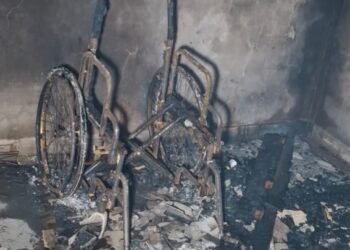 Idosa cadeirante morre carbonizada após incêndio em residência na madrugada desta segunda-feira (27) em Rio Branco