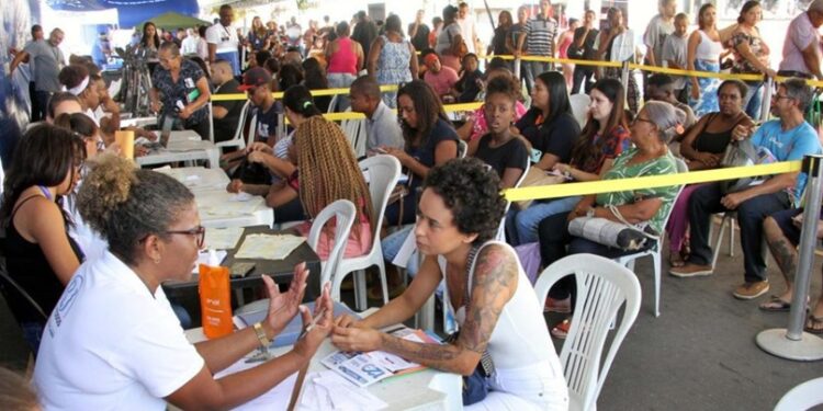 Ação do governo federal oferece mais de 80 serviços gratuitos em Rio Branco nesta quarta-feira (29)