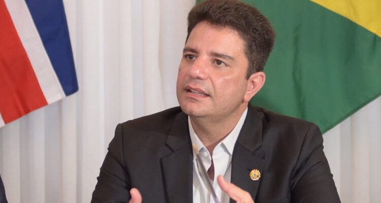 CGU aponta que Gladson comprou apartamento de luxo com recursos de contratos de obras no Acre