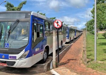 Justiça determina que Prefeitura e Rico apresentem contrato do transporte coletivo após pedido do sindicato