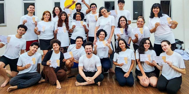 Projeto leva oficinas de dança contemporânea e livro de bailarino acreano  para interior  do Acre e Bahia