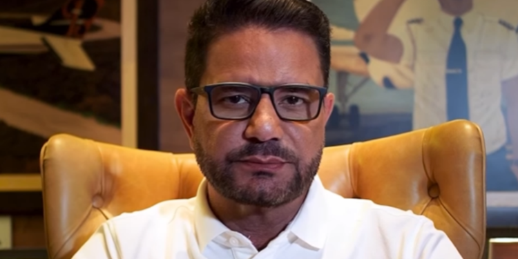 “Tem gente que se acha poderosa, que vai ter que me enfrentar na urna”, diz Gladson após condenação no STJ