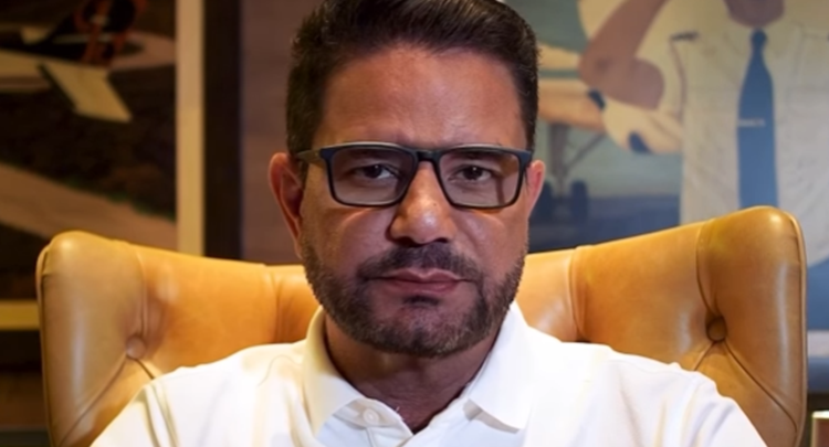 “Tem gente que se acha poderosa, que vai ter que me enfrentar na urna”, diz Gladson após condenação no STJ