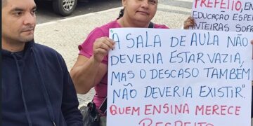 Greve na Educação municipal paralisa 58 escolas em Rio Branco, diz sindicato
