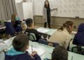 Senado aprova MP que estabelece piso de R$ 5.130 para professores