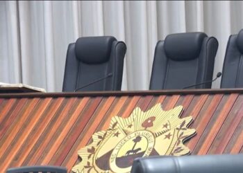“Escala 1×6” na Aleac? Deputados somem e sessão é cancelada por falta de quórum