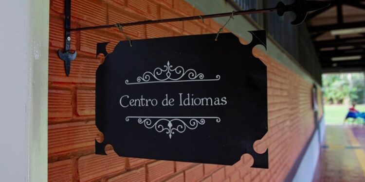 Inscrições para cursos do Centro de Idiomas da Ufac terminam às 18h desta sexta-feira (15)