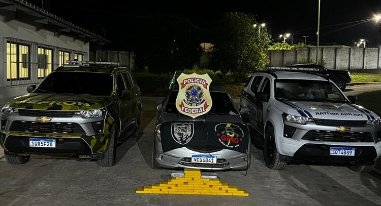 Operação policial apreende mais de 36 kg de drogas escondidas em veículo no interior do Acre