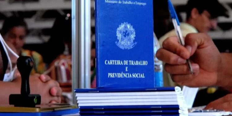 Novas regras do trabalho nos feriados passam a valer; veja o que muda