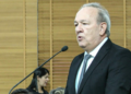 “Se não tem condições de fazer um tapa-buraco, é melhor largar o cargo”, diz Calixto sobre prefeito de Feijó