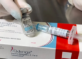 Vacina contra dengue aplicada em adolescentes é segura e não foi alvo de suspensão