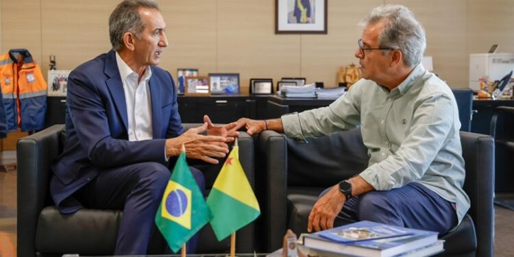 Ministro de Lula vem ao Acre para lançar programa com entrega de 1,6 mil máquinas e equipamentos