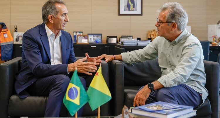 Ministro de Lula vem ao Acre para lançar programa com entrega de 1,6 mil máquinas e equipamentos