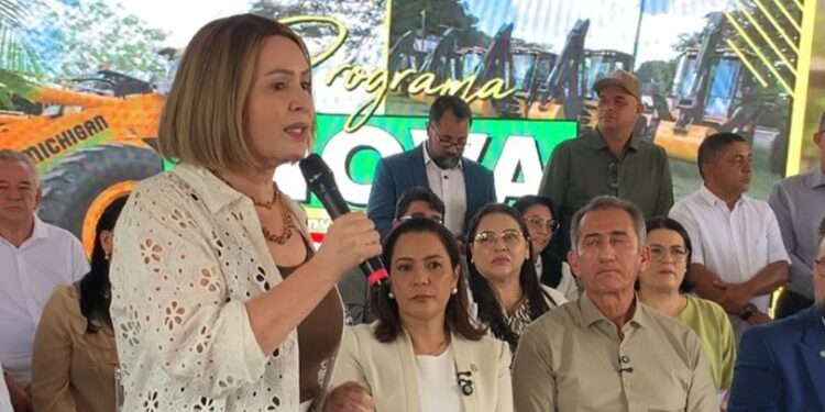 Em evento com ministro, Socorro Neri pede separação entre disputa eleitoral e ações de governo no Acre