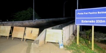 “Quem tentou atravessar pulou o tapume de forma irregular”, diz Deracre sobre desabamento de ponte em Sena Madureira