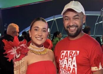 O secretário de Estado João Paulo Silva celebrou o seu aniversário ao lado da esposa  Raylane Vidal, em Parintins
