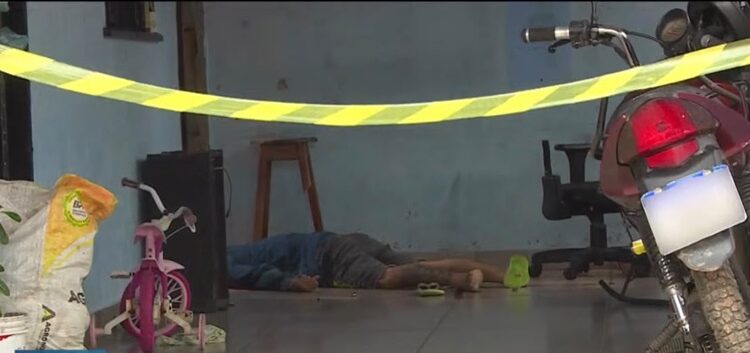 Homem é morto a tiros em oficina de motos em Rio Branco; suspeito é baleado pelo comparsa