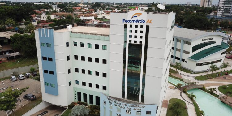 Fecomércio-AC defende adiar votação da PEC que acaba com escala 6×1
