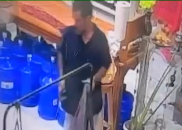 Homem arromba loja perto do Mercado do Bosque e leva artesanatos e produtos naturais