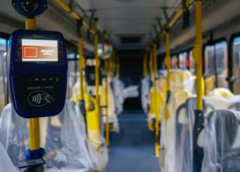 Tem crédito no cartão de ônibus? Passageiros precisam migrar saldo para novo sistema em Rio Branco
