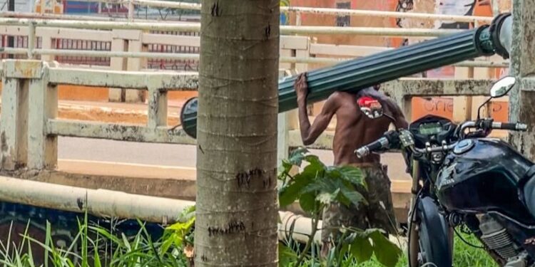 Suspeito de furtar poste é localizado pela PM, mas acaba liberado após apresentação na Defla